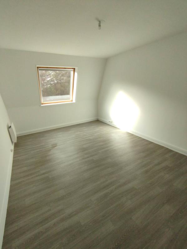 Appartement Rue de la Rochette à Château Regnault