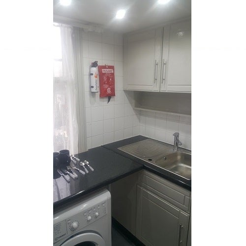 Flat Morrish Road in Greater London