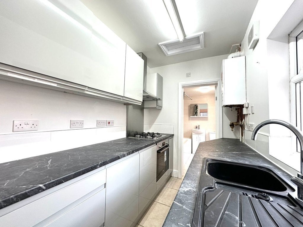 House Horndean Close in Coventry
