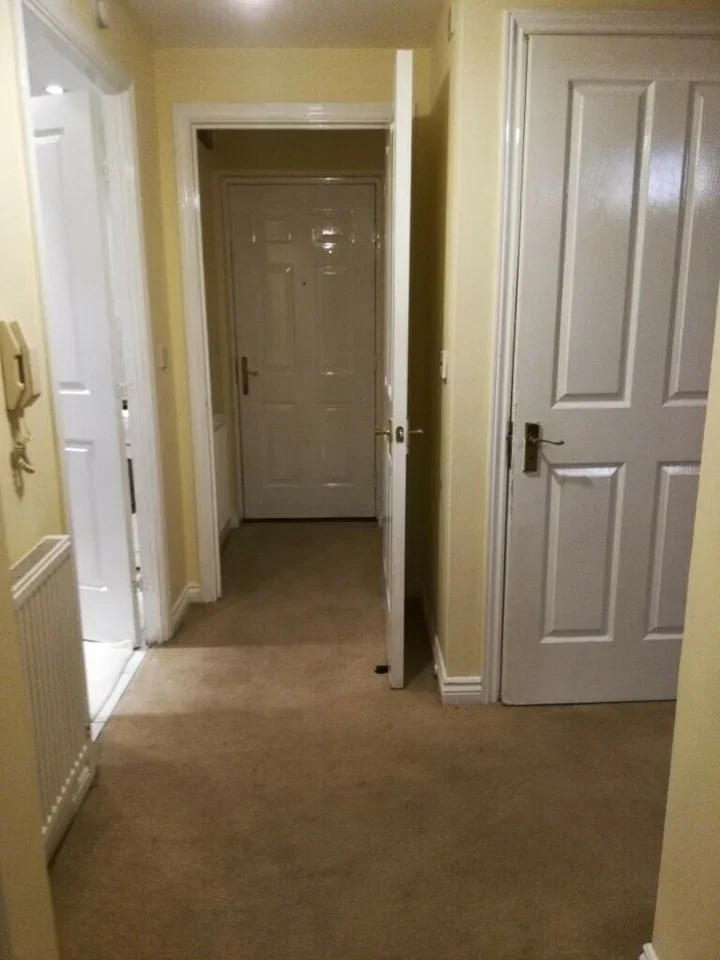 Flat Juniper Court in London