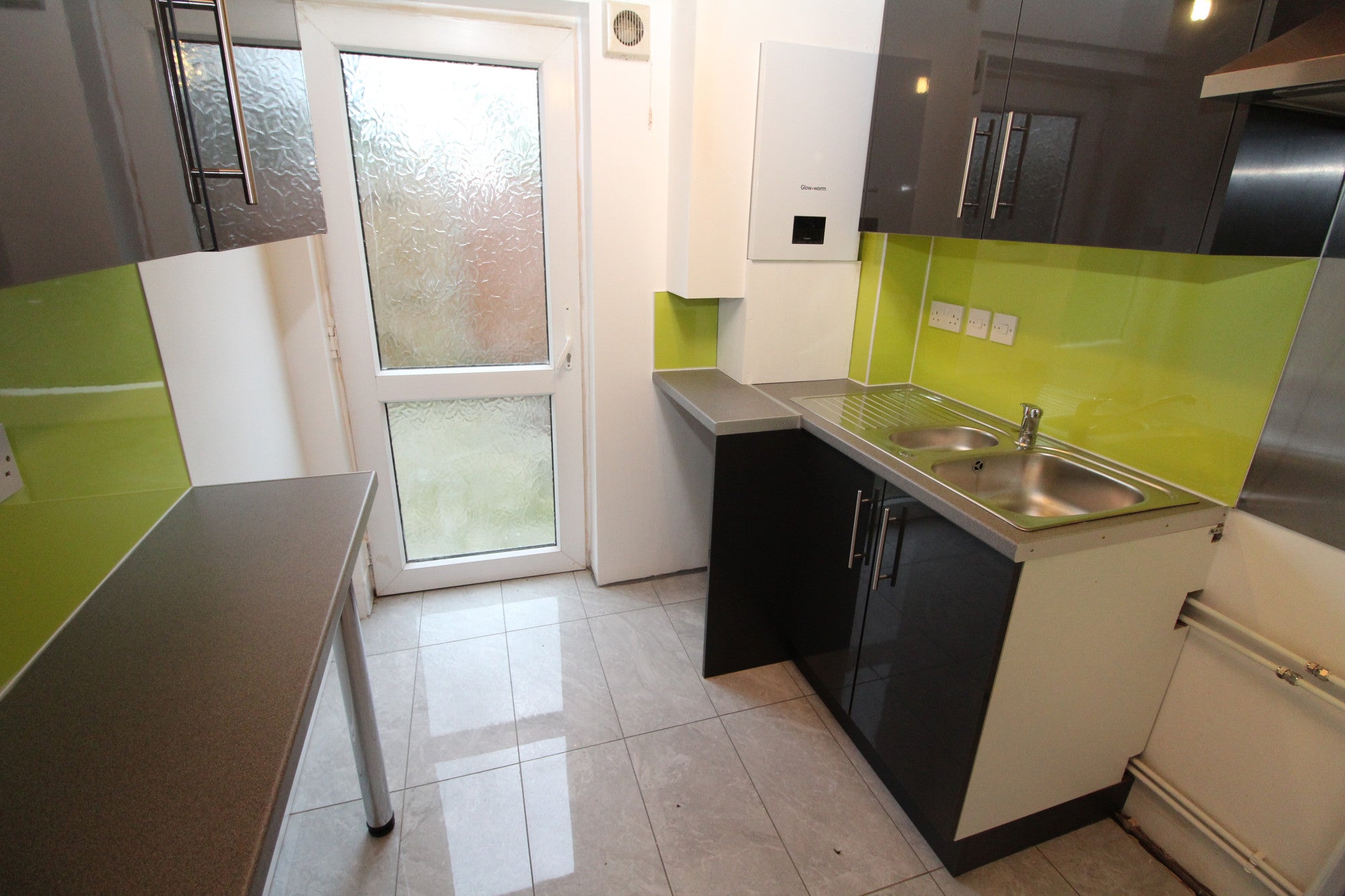 Flat London Road in Greater London