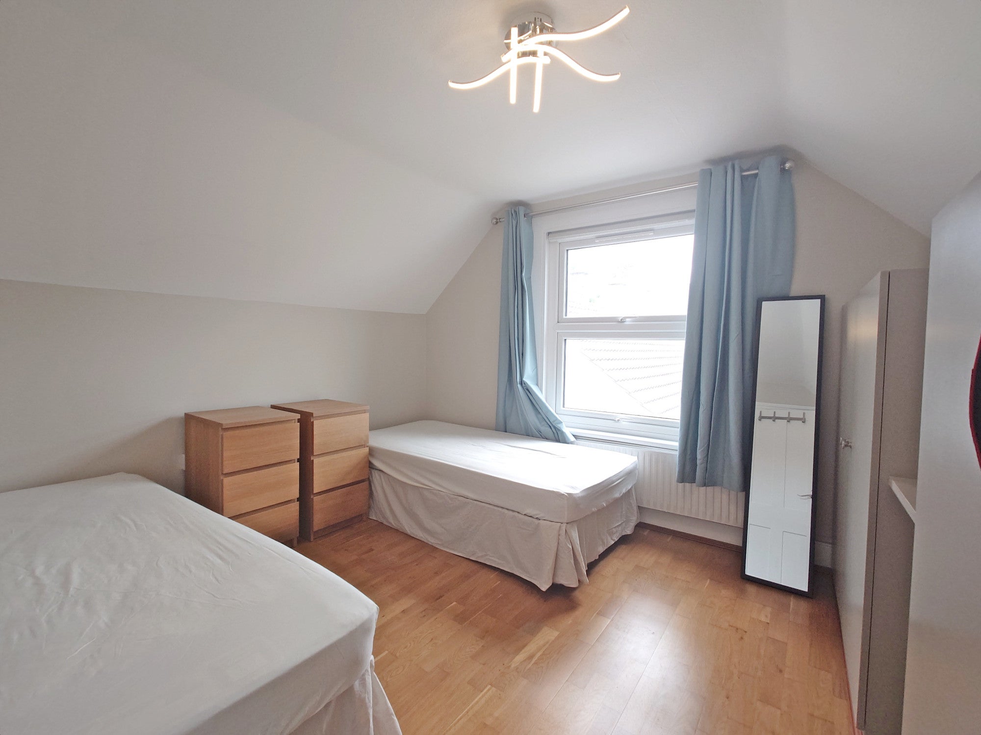 Flat The Broadway in Greater London