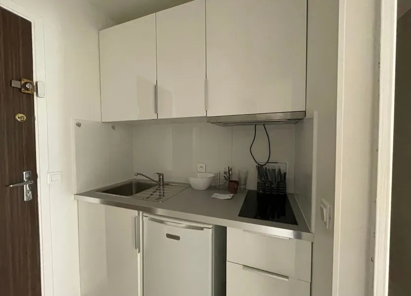 Flat Rue de Charenton in Paris