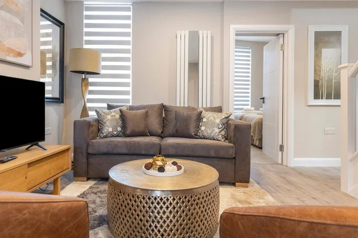 Flat Tremadoc Road in Greater London