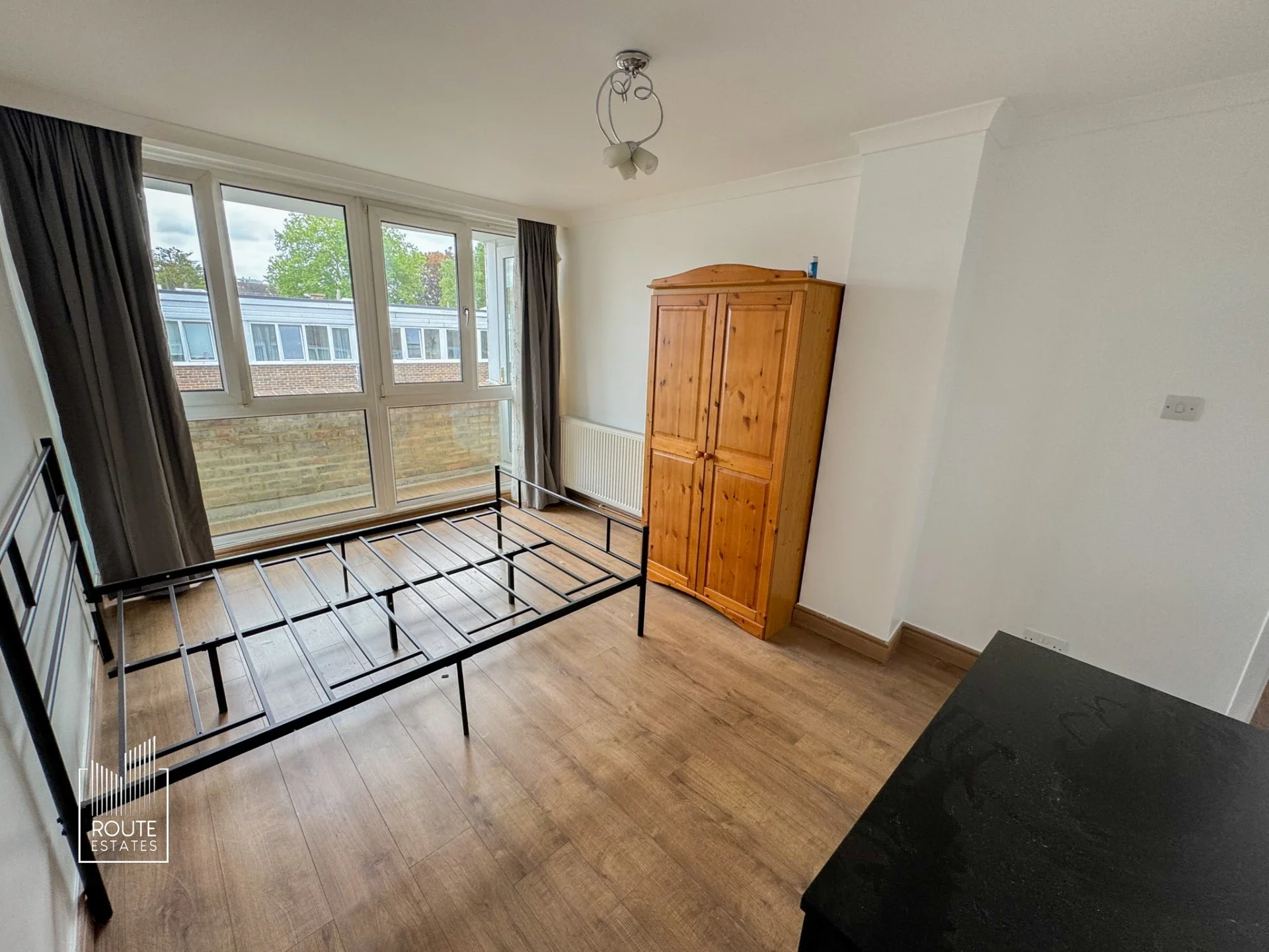 Flat Dunmow Walk in London