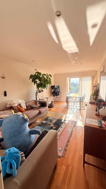 Room Warwick Drive in Greater London