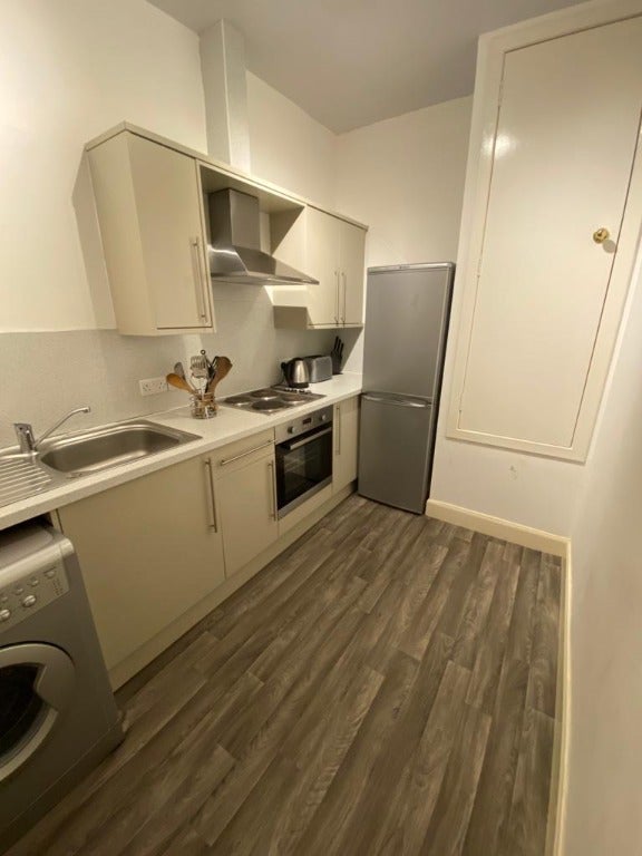 Flat Grindlay Street in City of Edinburgh