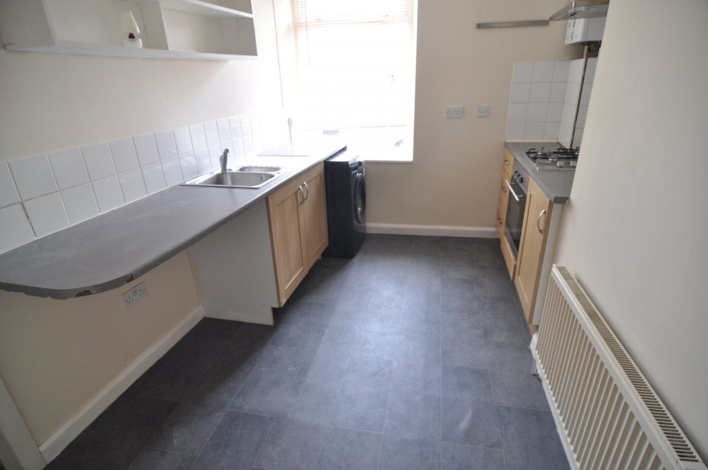 Flat King Street in Hoyland
