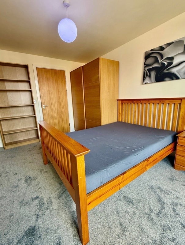 Room Langley Walk in Birmingham