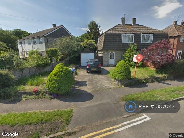 House Spring Avenue in Borough of Runnymede