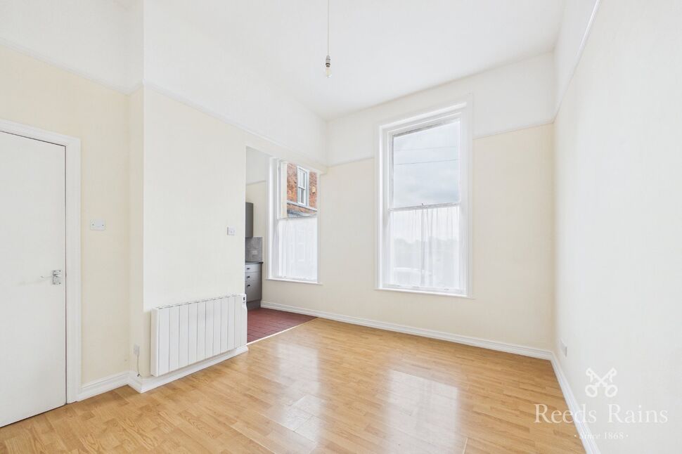 Flat Avenham Place in Preston