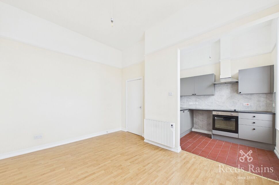 Flat Avenham Place in Preston