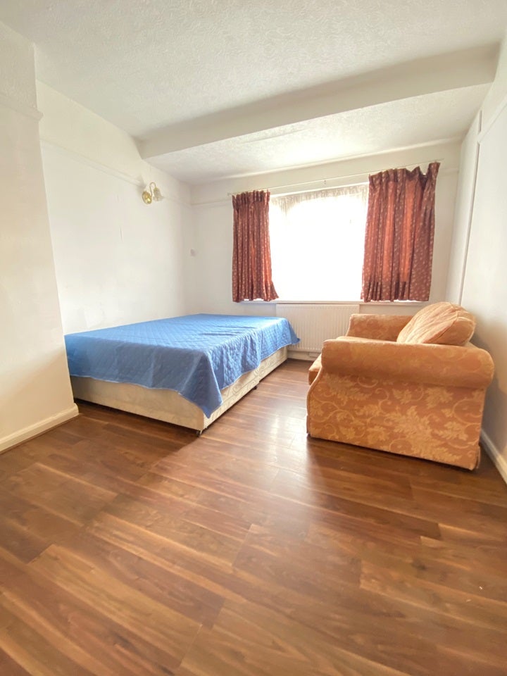 Flat Charles Street in Greater London