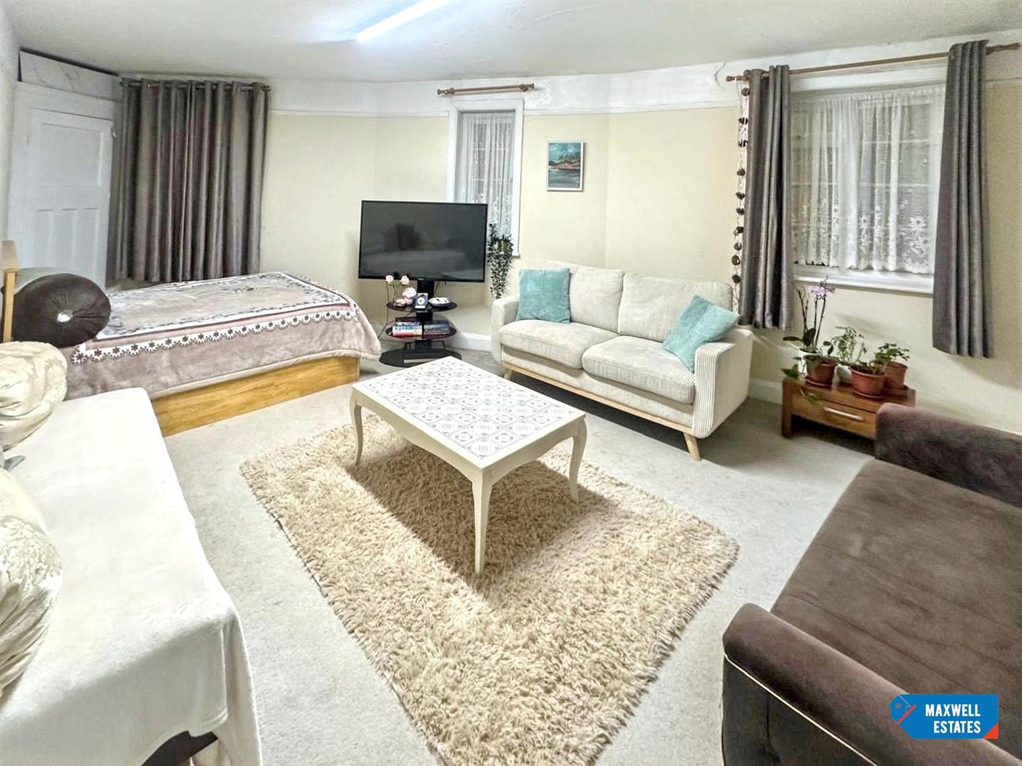 Flat Edgware Road in Greater London
