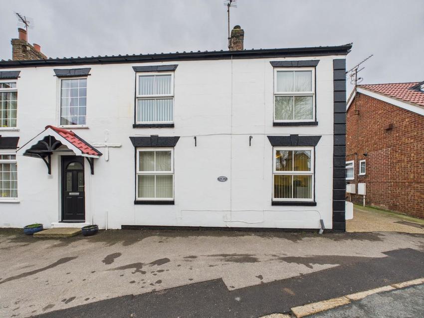House High Street in Bridlington