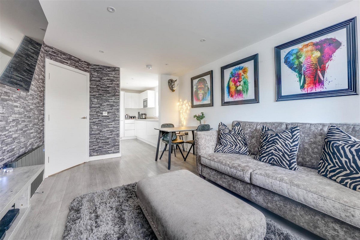 Flat Galleydene in Castle Point