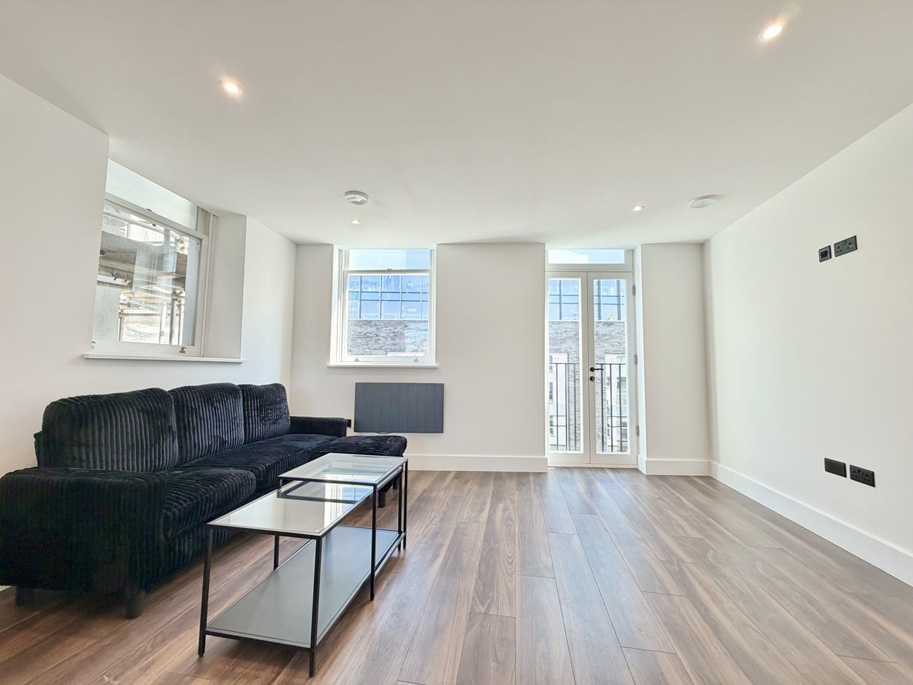 Flat Harrow Road in City of Westminster