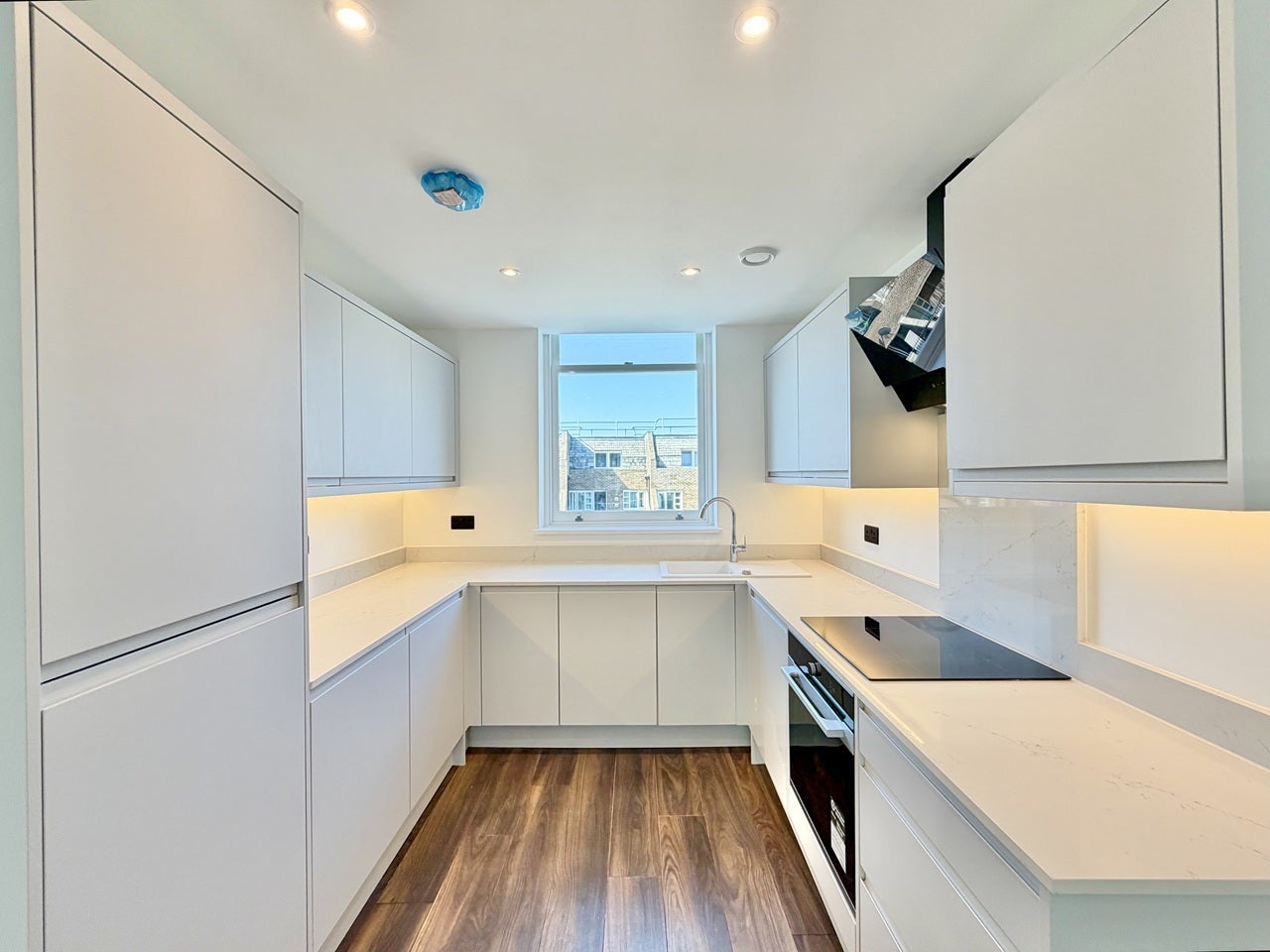 Flat Harrow Road in City of Westminster
