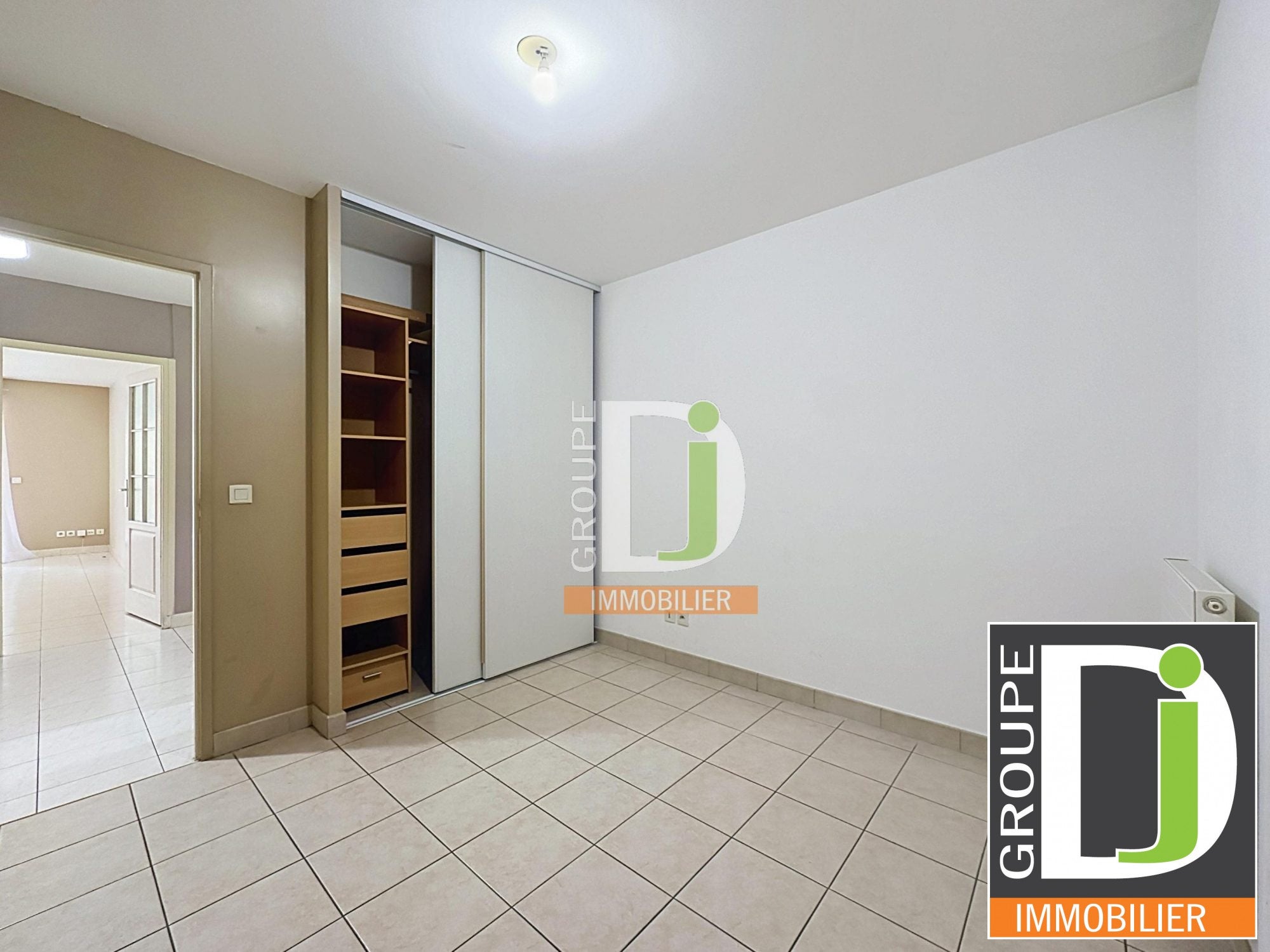 Flat Rue Albert Varnet in Valence