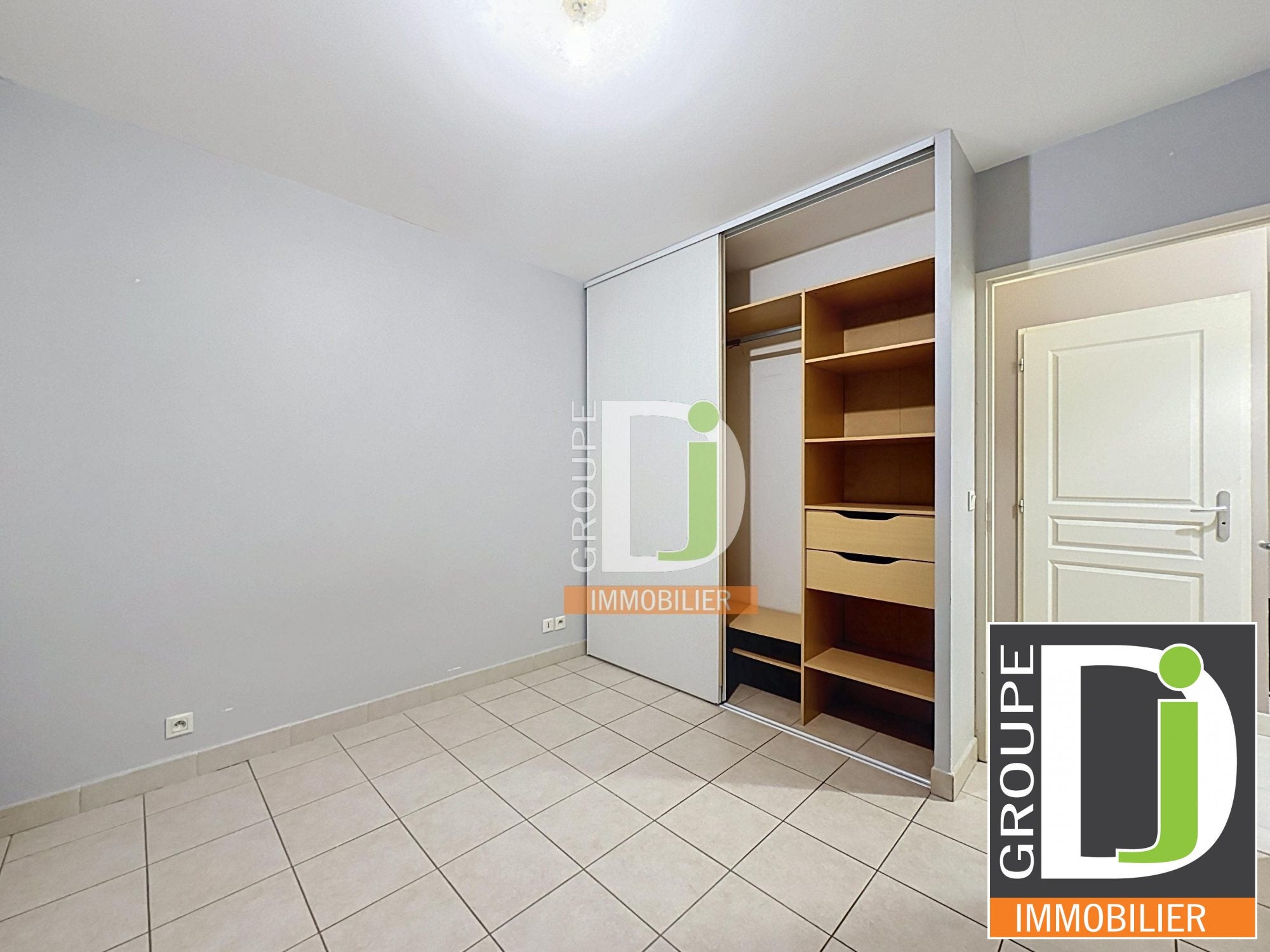 Flat Rue Albert Varnet in Valence