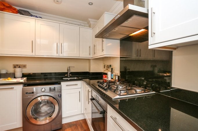 Flat Old Brompton Road in Greater London