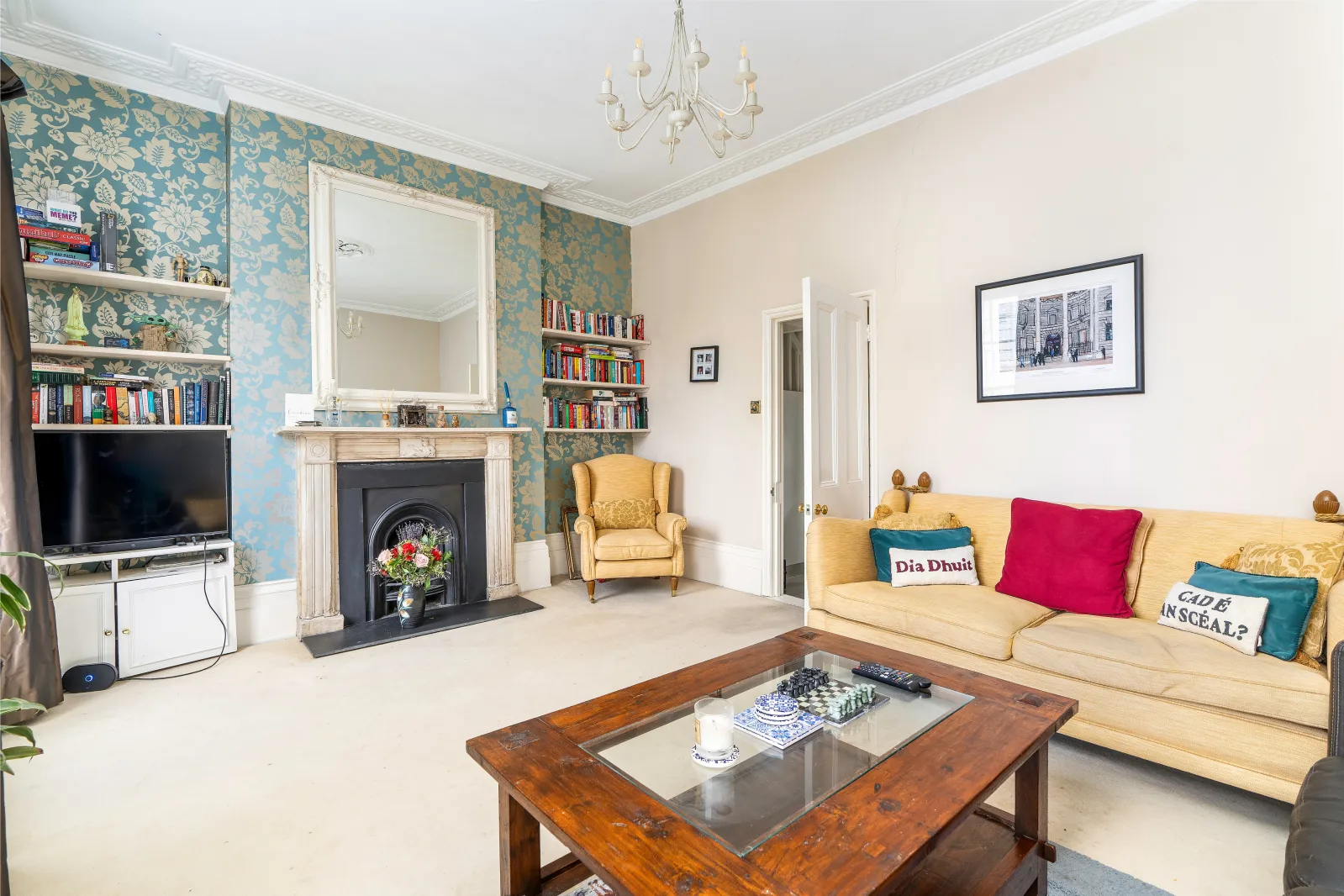 Flat Arundel Place in Greater London