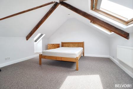 Flat Cosslett Place in Cardiff