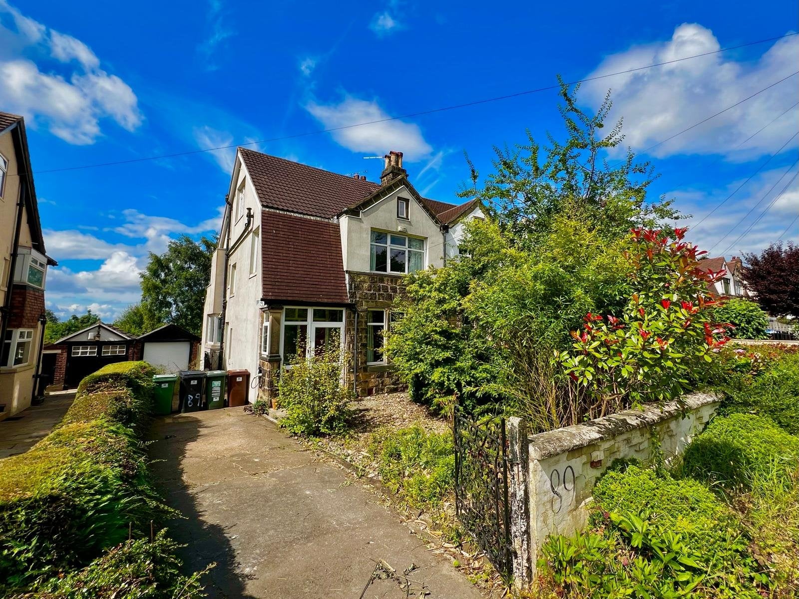 House Otley Old Road in Leeds