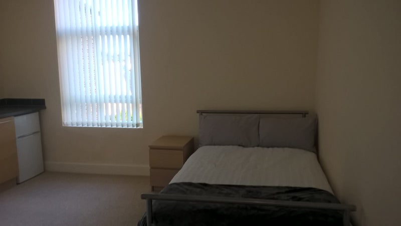 Room Manchester Road in Tameside