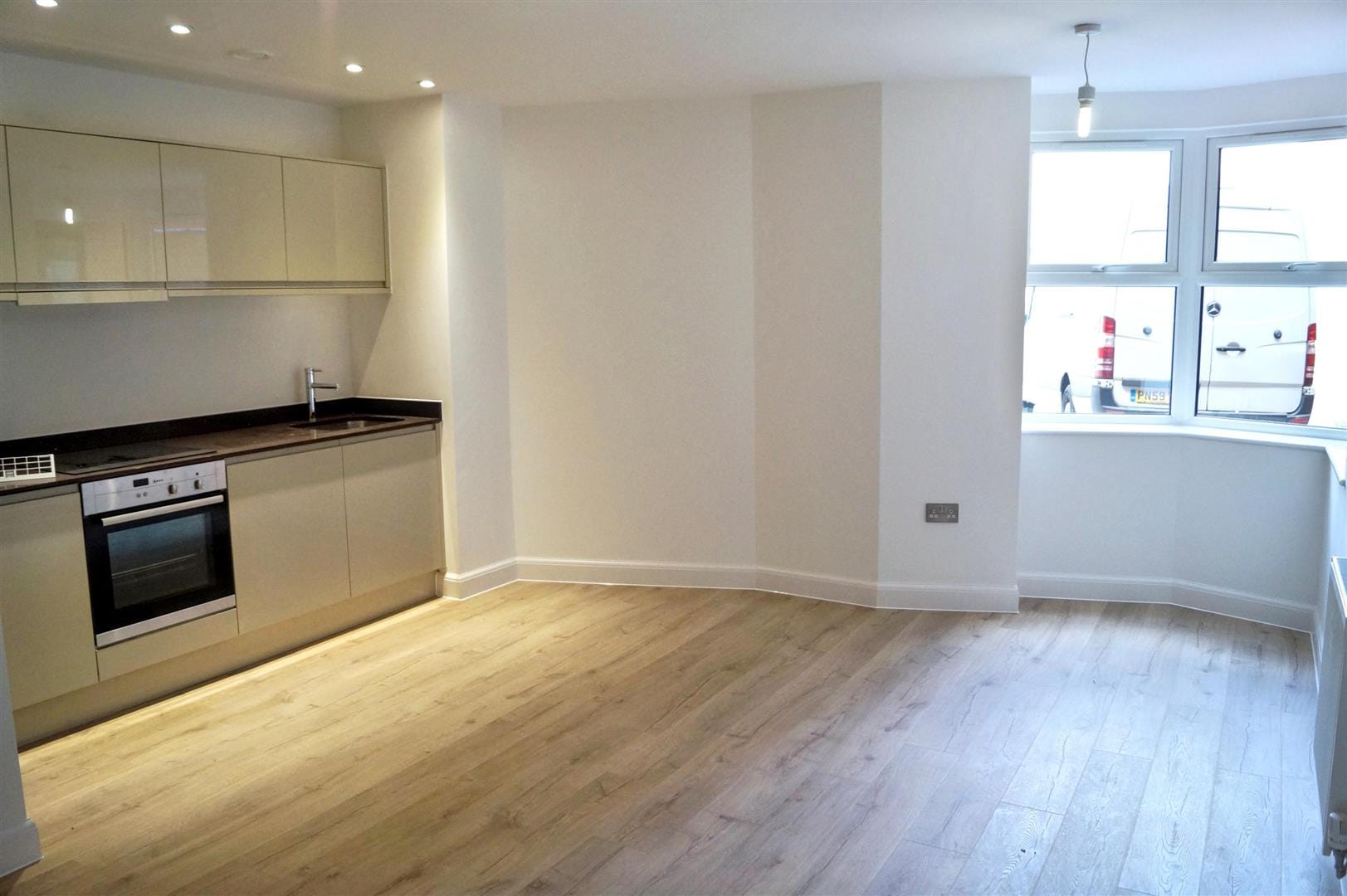 Flat West Street in Dunstable