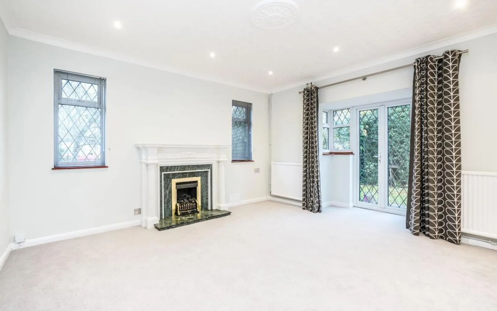 House Shaldon Way in Elmbridge