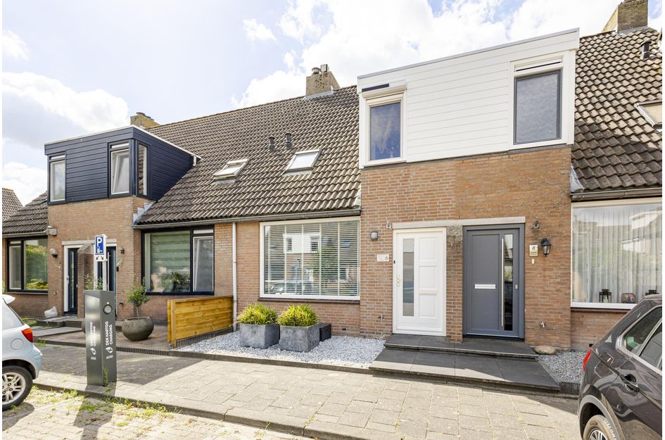 Huis Koetshuis 6 in Hardinxveld-Giessendam