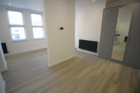 Flat Silver Street in Bury
