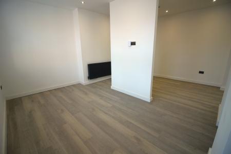 Flat Silver Street in Bury