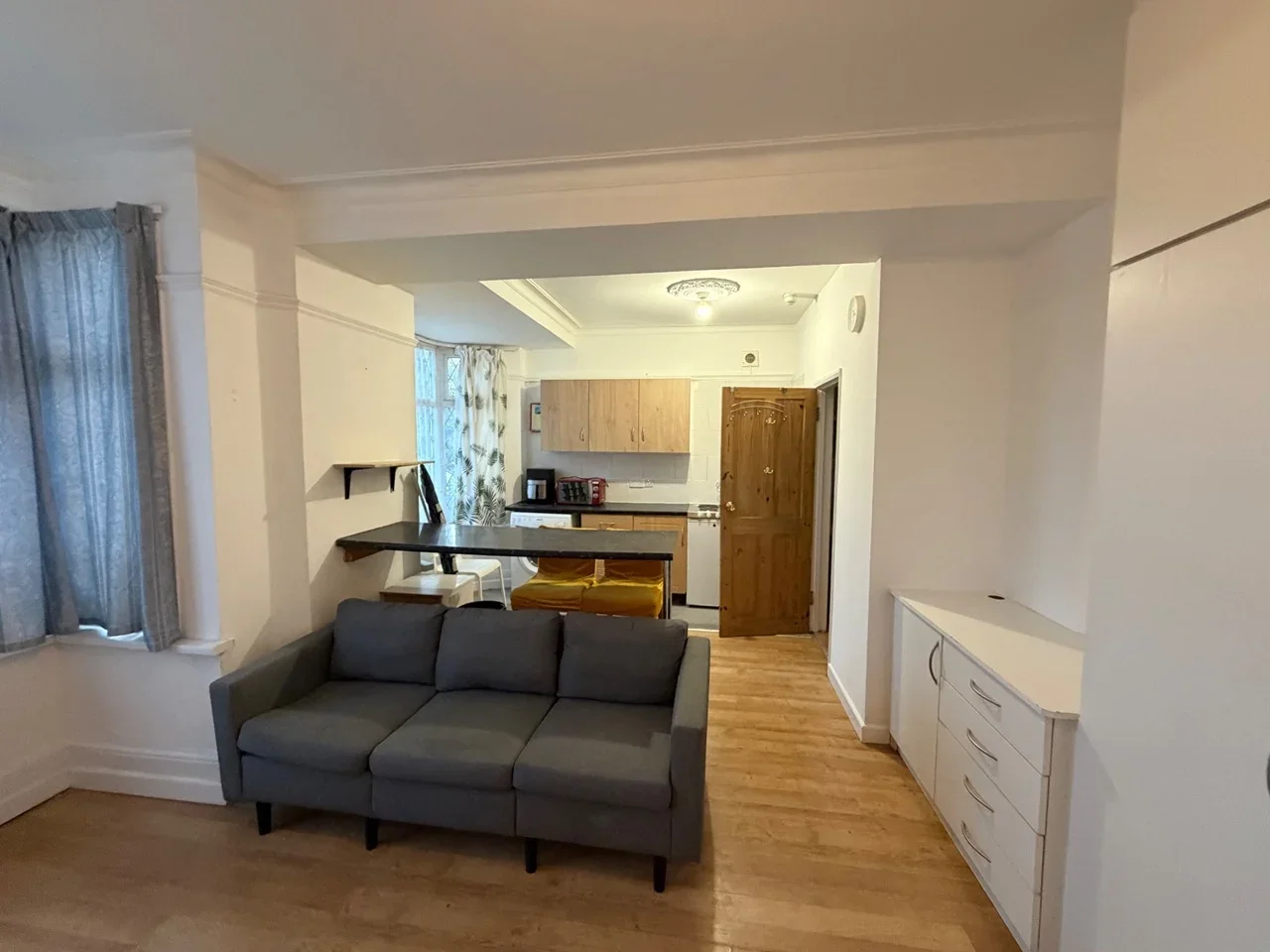 Flat Great West Road in Greater London