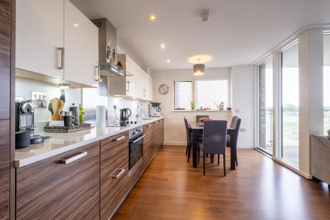 Flat Albany Road in Greater London