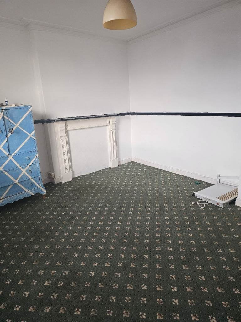 Flat Back St Elmo Grove in Leeds