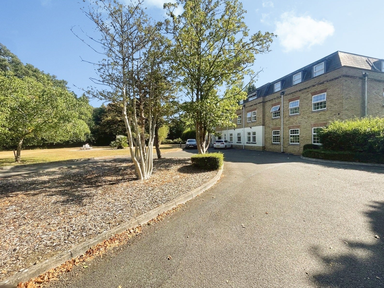 Flat North Street in Cranbourne