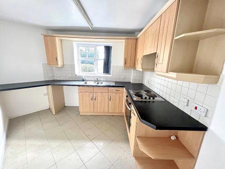 Flat Pennant Court in Wolverhampton