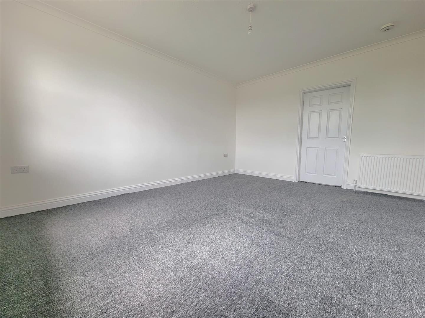 Flat Cairns Street West in Kirkcaldy