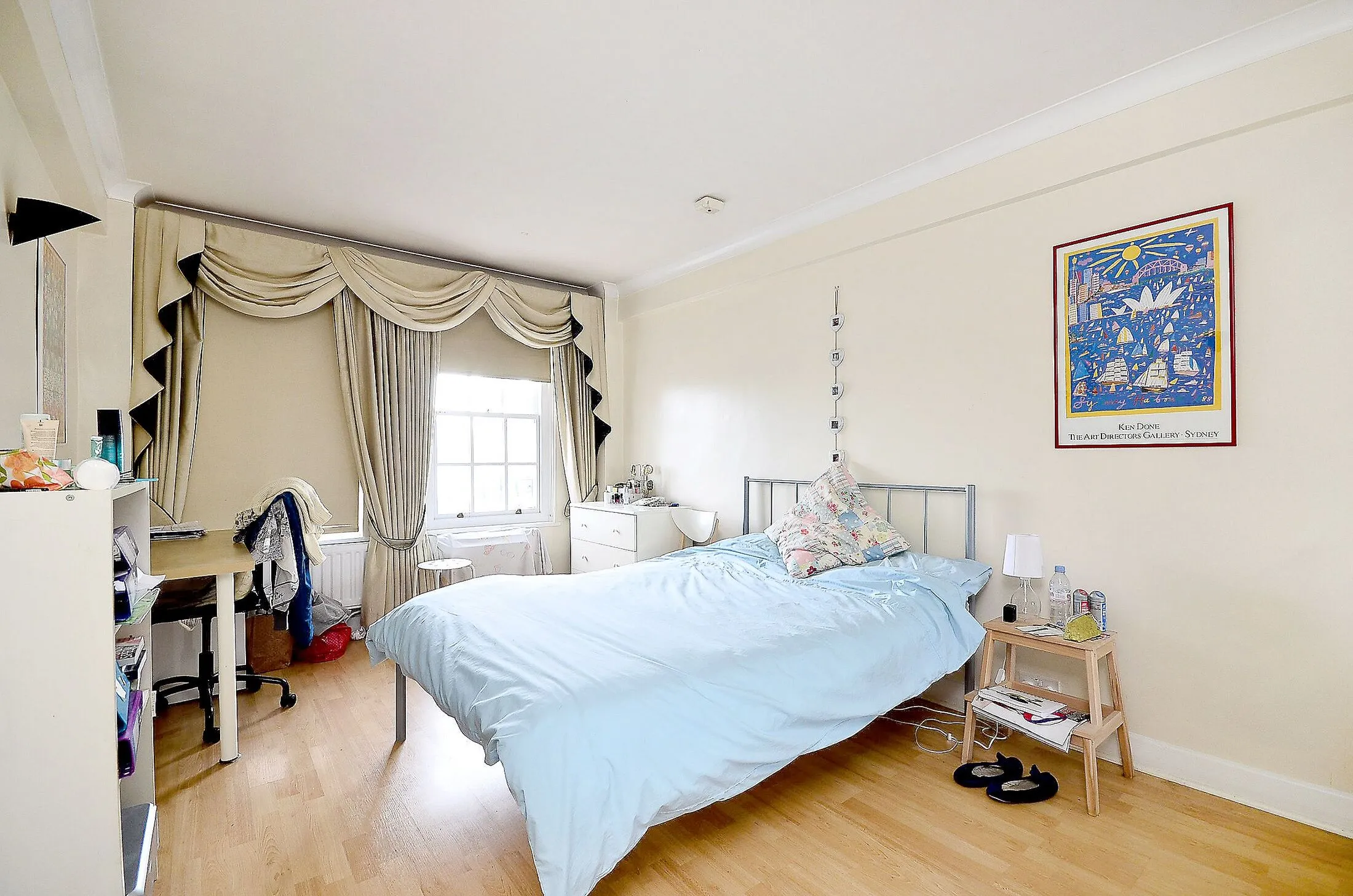 Flat Eton College Road in Greater London