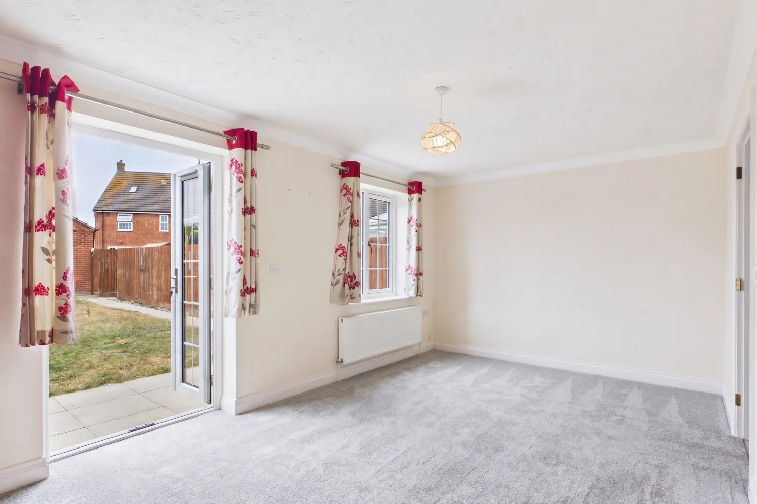 House Bluebell Close in South Holland