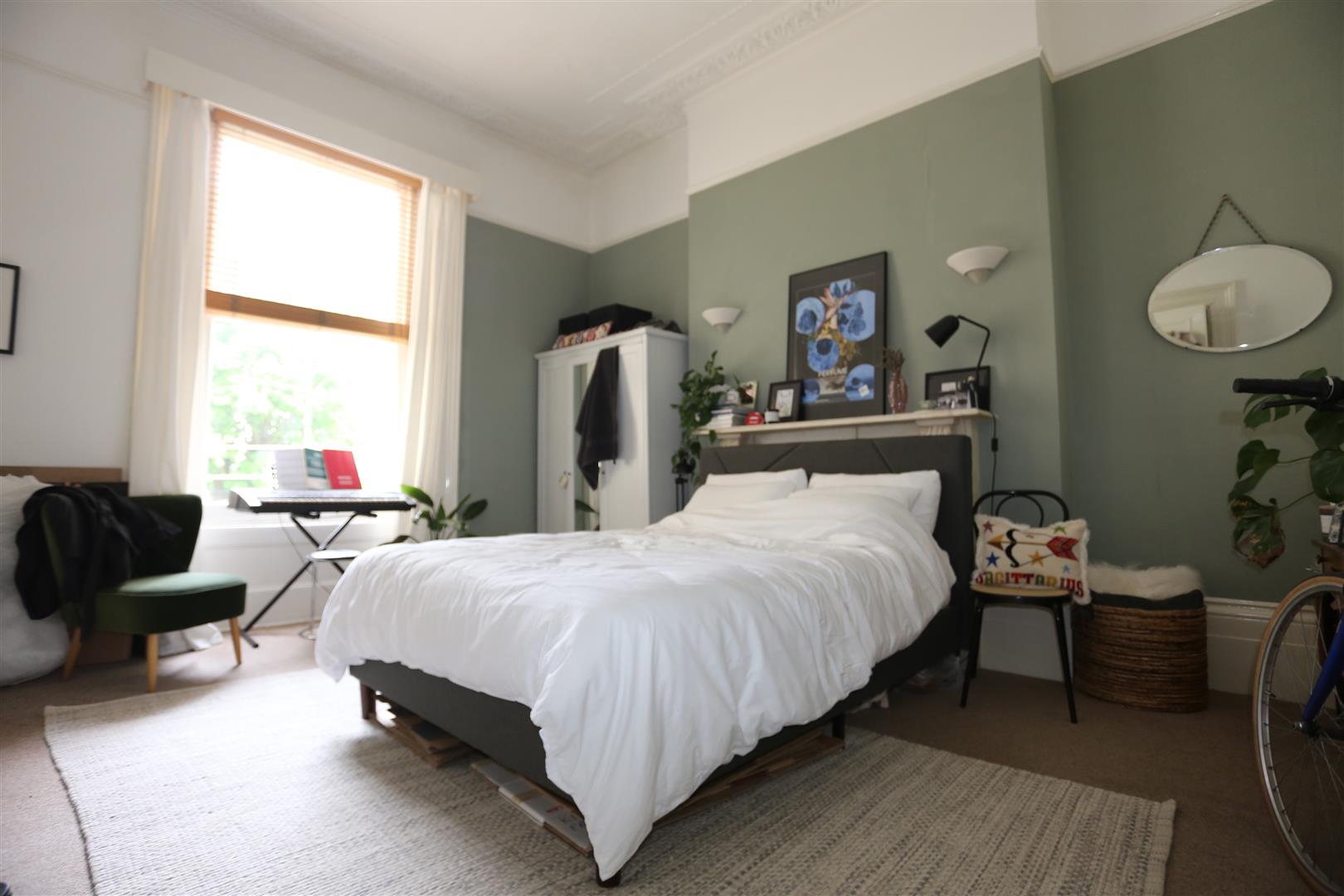 Flat Brunswick Place in Hove