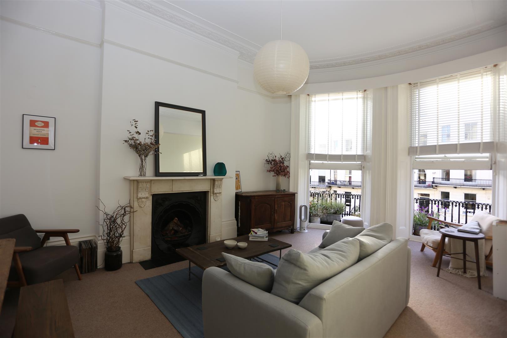 Flat Brunswick Place in Hove