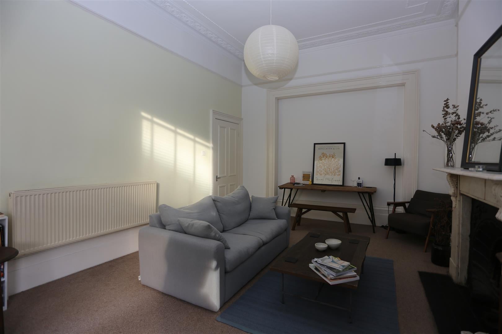 Flat Brunswick Place in Hove