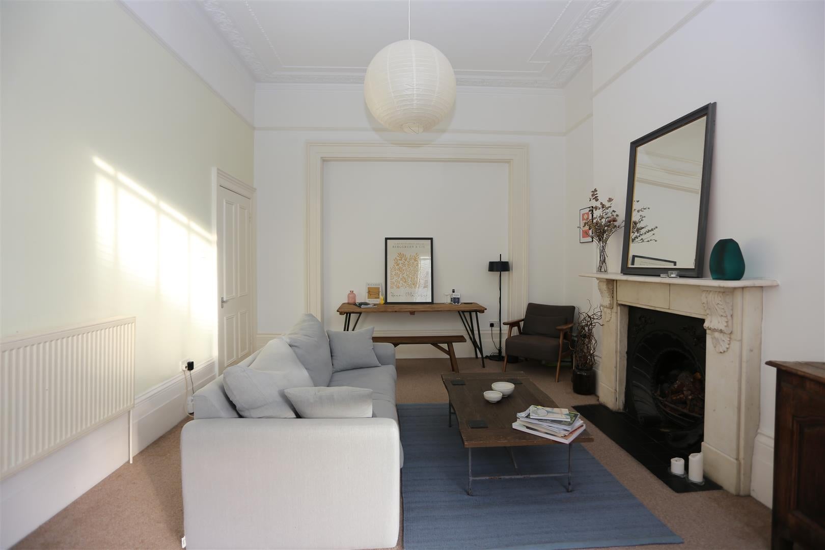 Flat Brunswick Place in Hove