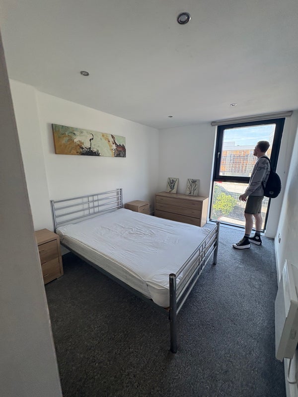 Room Clydeside Expressway in Glasgow