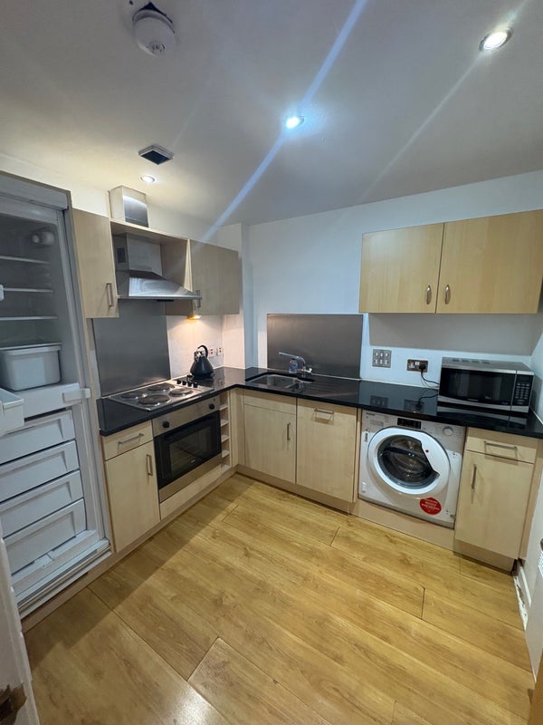 Room Clydeside Expressway in Glasgow