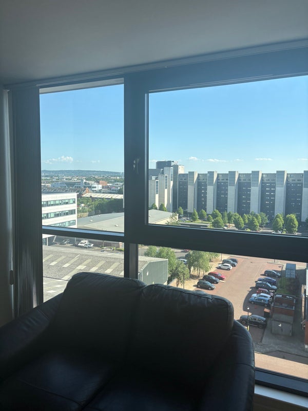 Room Clydeside Expressway in Glasgow