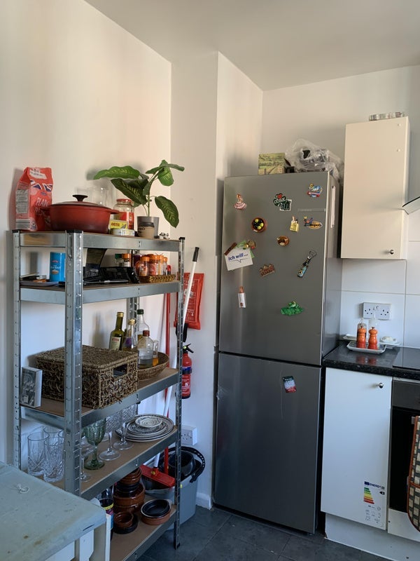 Room Whiston Road in Greater London